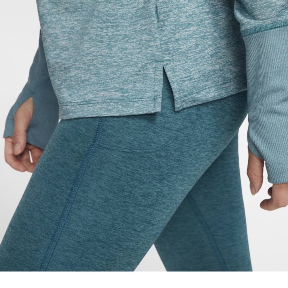 NIKE Element Running Top - Picture 3 of 8